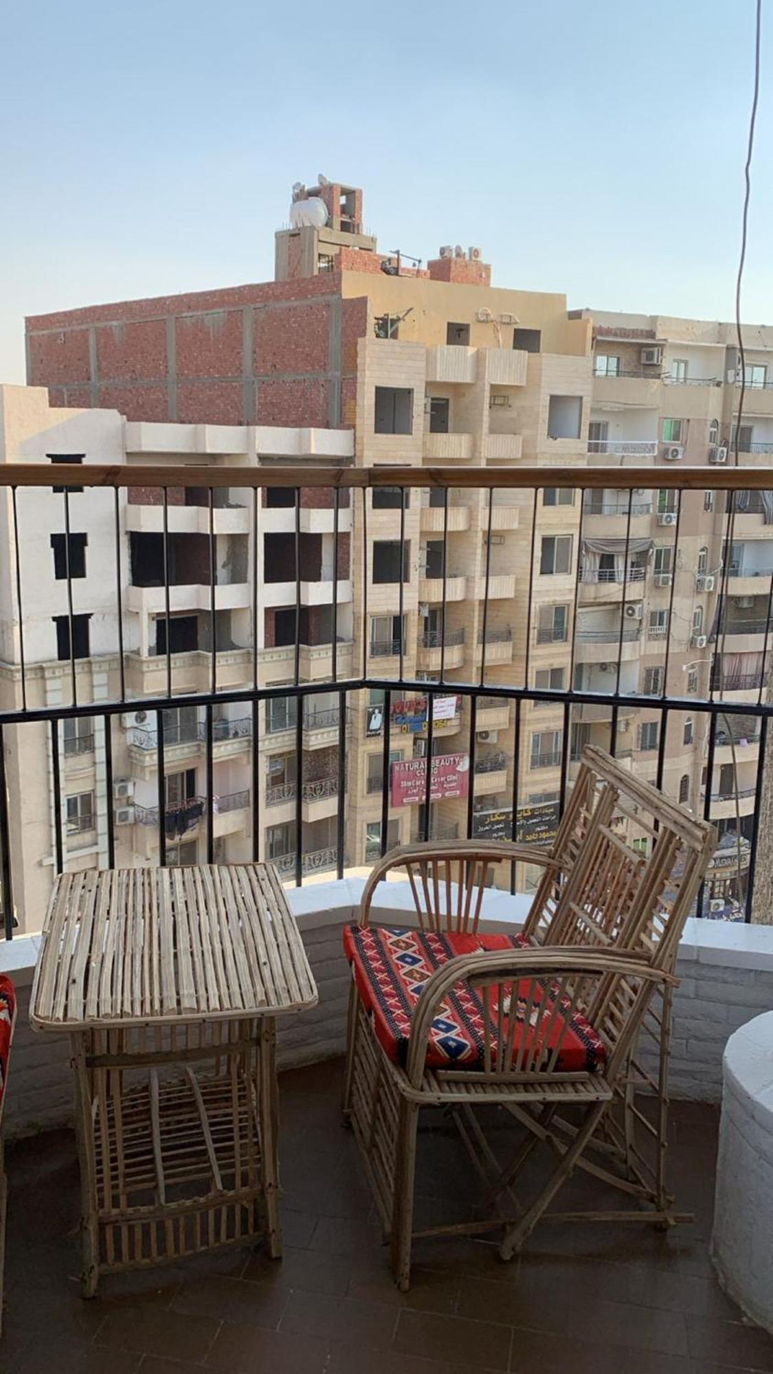 Pyramids Nights Hostel Kafret el-Gabal Eksteriør bilde